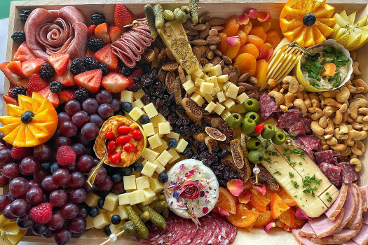 the silver shamrocks catering charcuterie board in rochester michigan